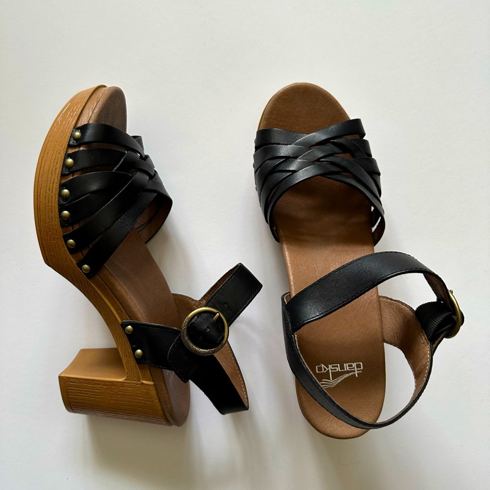 Dansko Heel Sandals - size 40 (9)- black woven leather with ankle buckle - brown
